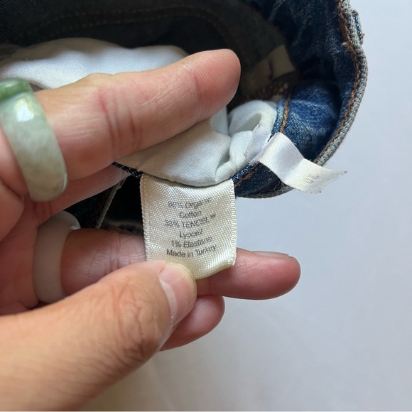 REFORMATION medium denim wash blue raw fray hem cut off daisy floral embroidery - Picture 7 of 7